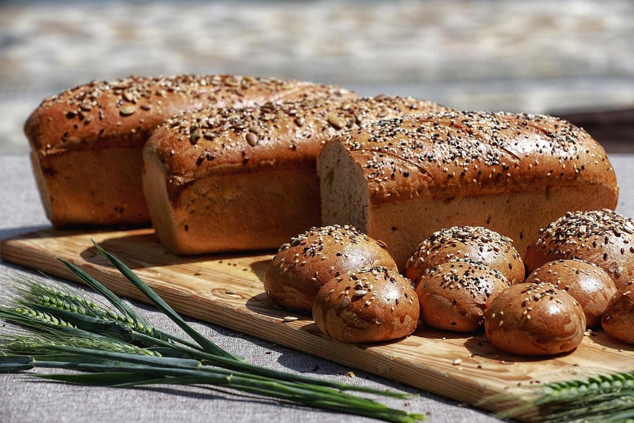 Country Spa Retreat 스나고브 외부 사진 Poppy seed bread