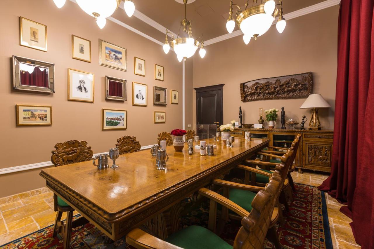 Country Spa Retreat 스나고브 외부 사진 The dining room