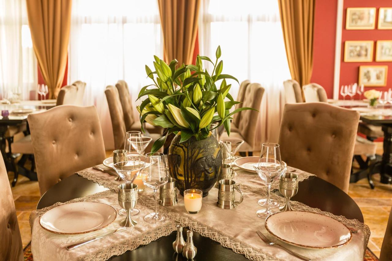 Country Spa Retreat 스나고브 외부 사진 Restaurant in Belgrade